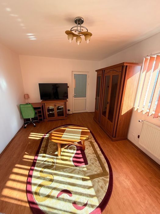 Apartament cu 2 camere in Bulevardul 1 Mai - Poză 2