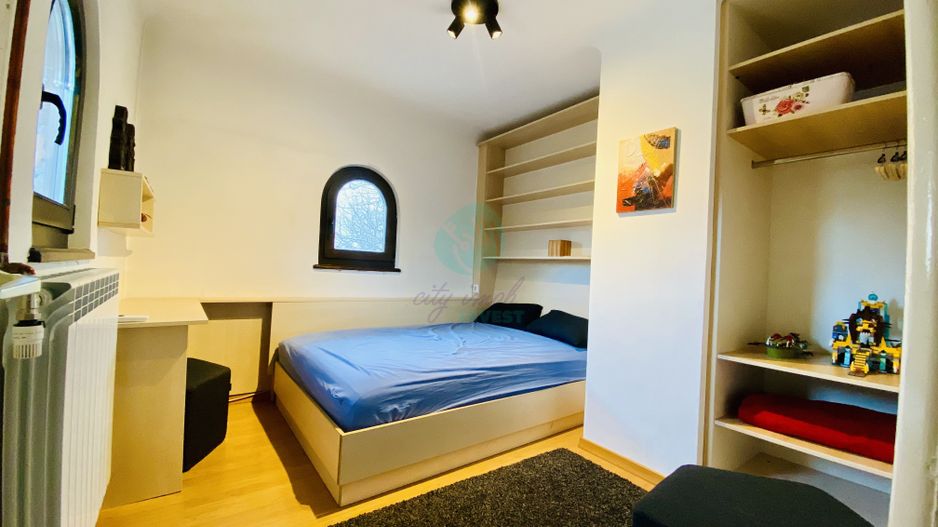Apartament tip duplex in vila cu gradina - Poză 9