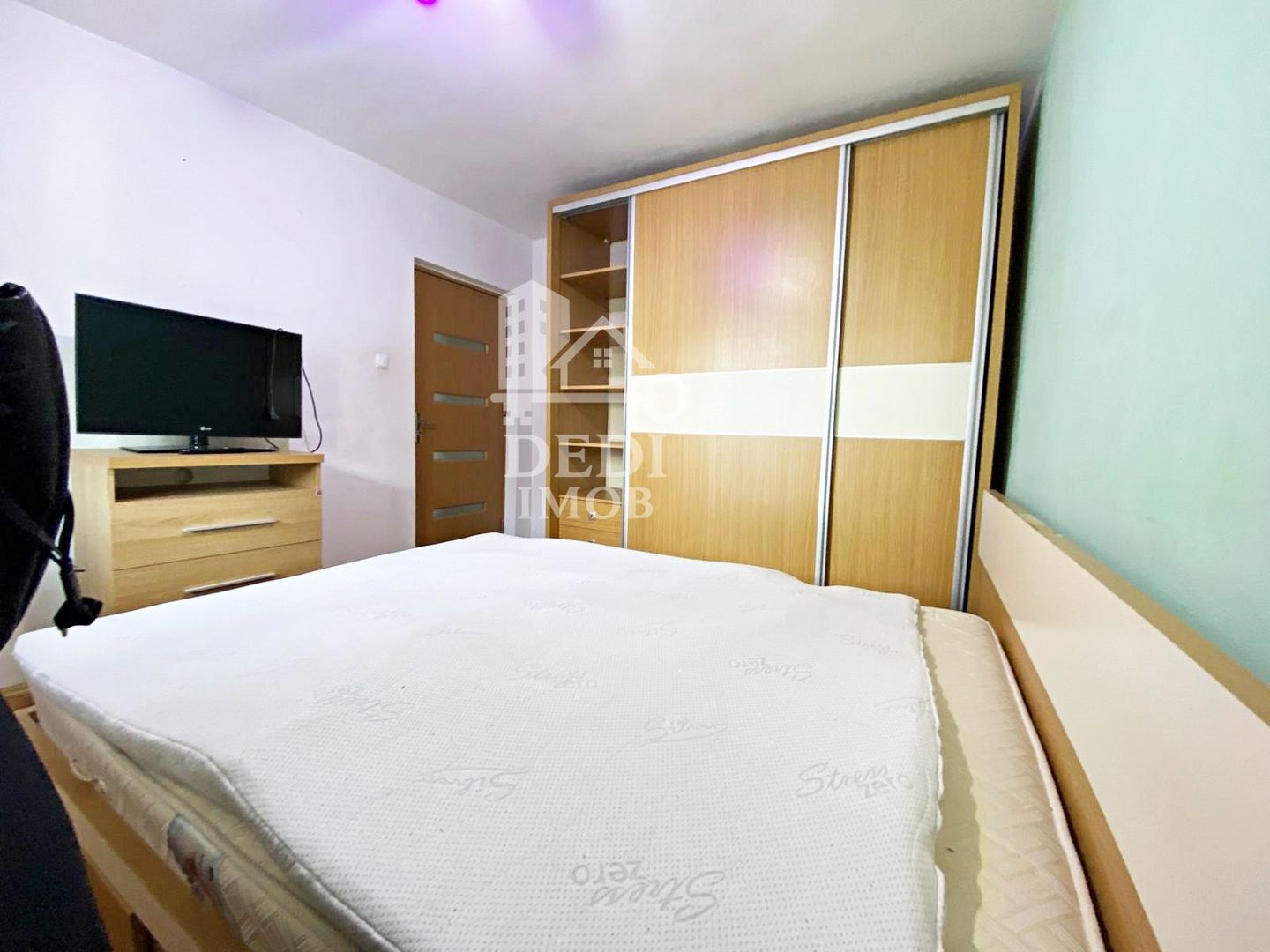 Apartament cu 3 camere de vanzare zona Bulevardul Dacia, Oradea - Poză 5
