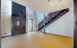 Loft Spectaculos cu Design Industrial - Poză 3