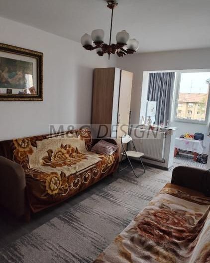 Garsoniera zona Sagului mobilata - Poză 1