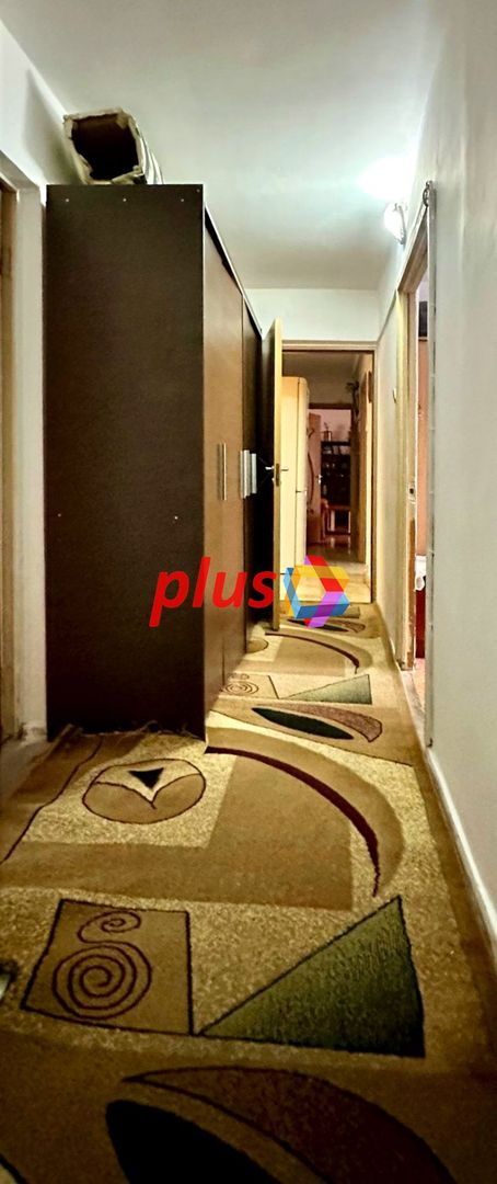 Apartament cu patru camere, zona Astra 86 mp - Poză 2