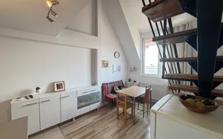 1 camera scara interioara, deosebit zona Blascovici - Poză 13