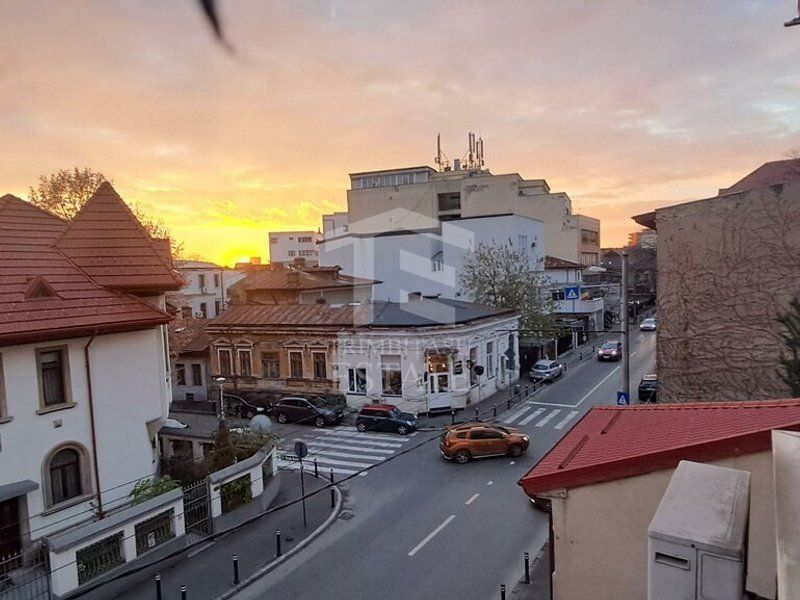 4 camere | 137 mp | Matei Voievod - Poză 3
