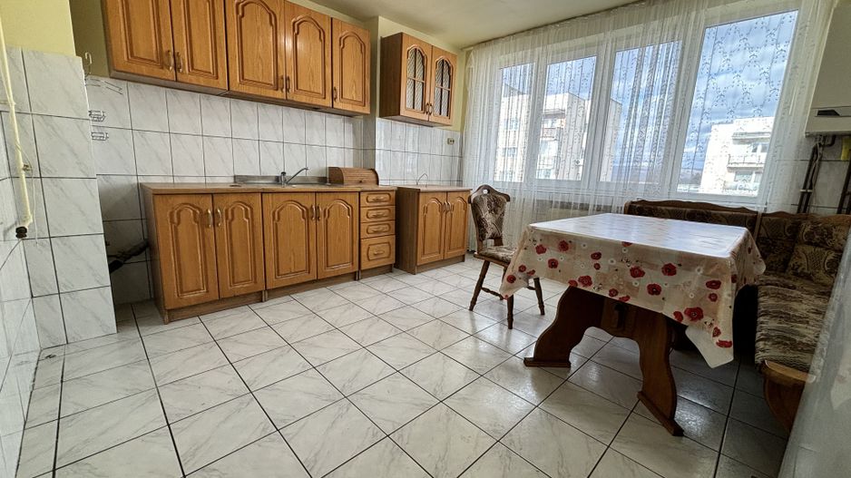 Apartament 3 camere decomandat 76 m² cu 2 băi - Poză 4