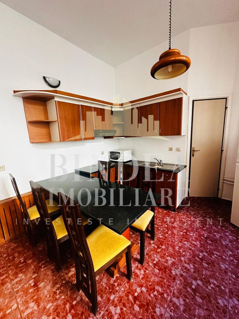 Apartament la casa zona Lipovei - Poză 3