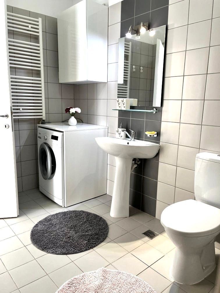 🏡 Închiriez Apartament cu 2 camere, parcare inclusă, Evocasa Optima - Poză 8