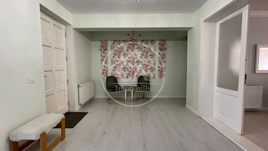 Casa de vanzare cu 10 camere in Santandrei, Bihor - Poză 48