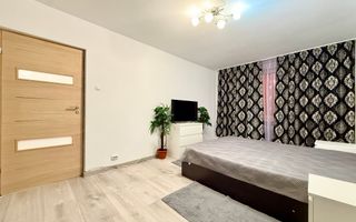 VÂNZARE GARSONIERĂ | ZONA TITAN | COMPLET MOBILAT ȘI UTILAT - Poză 3