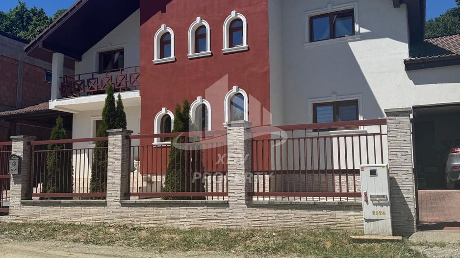 Vila  Frumoasa , Sibiu ,6 camere , 5 Bai , mobilata ,utilata - Poză 69