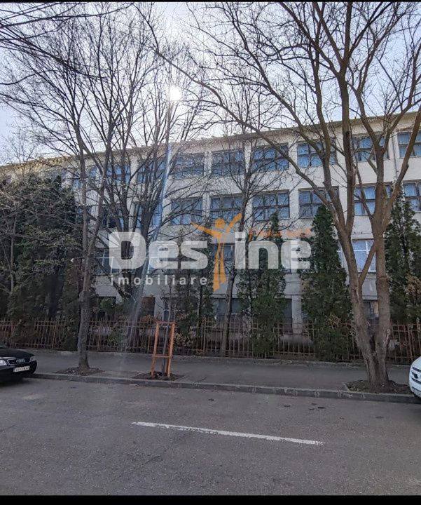 Imobil cu destinatie clinica medicala, spital - Poză 1