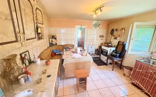 Casa interbelică cu arhitectură deosebită+Anexa și teren 1570 mp - Poză 19