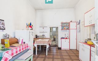 Casa 3 camere Cantemir - Poză 1