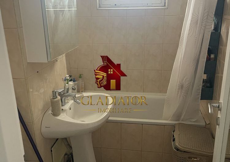 Apartament de vanzare Pacurari Alpha Bank, renovat, et 2 din 4 - Poză 3