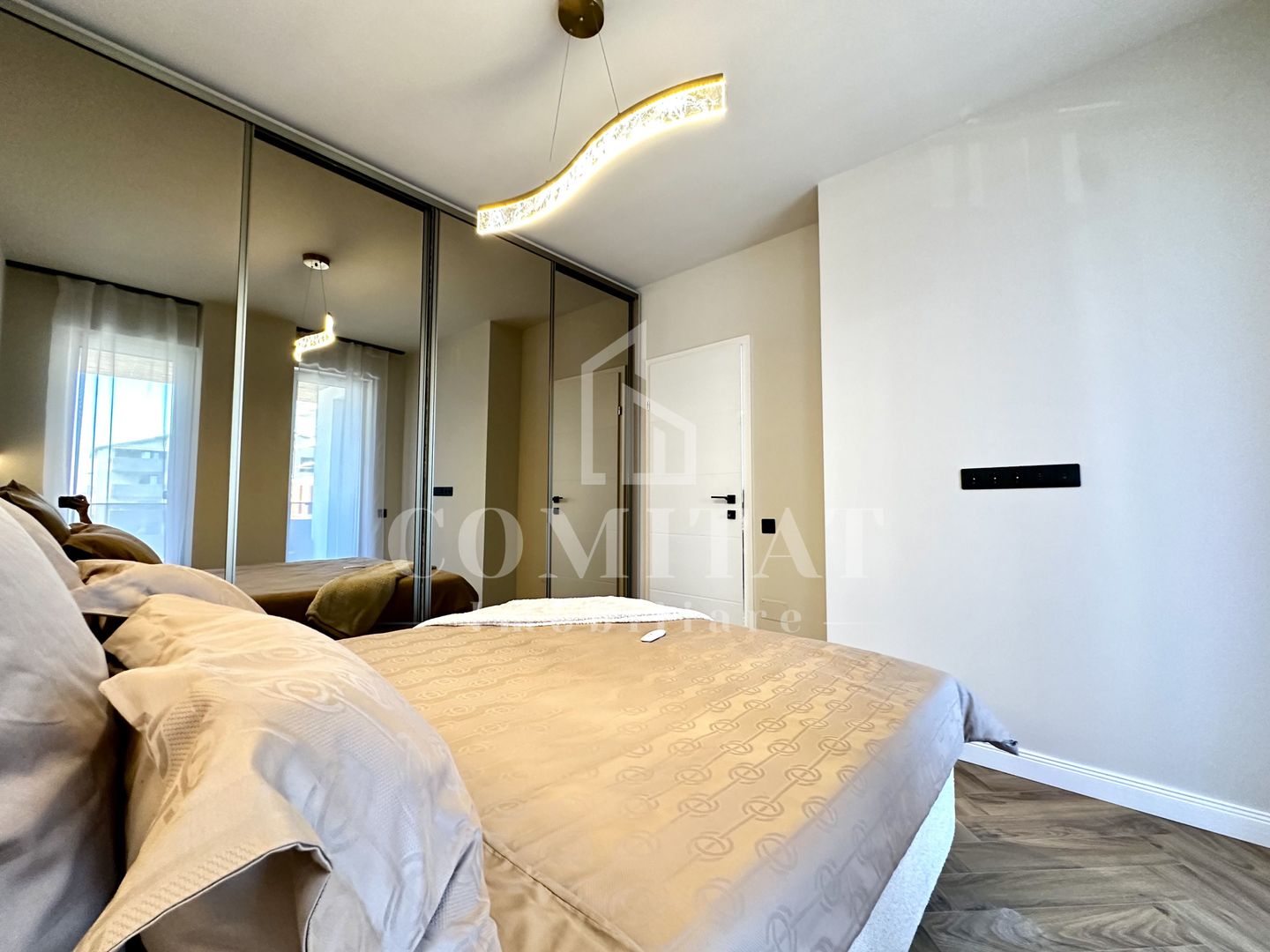 Apartament ultrafinisat | Etaj intermediar | Zona Str Tineretului - Poză 12