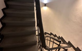 Apartament 2 camere - baie si bucatarie separate, singur pe etaj. - Poză 2