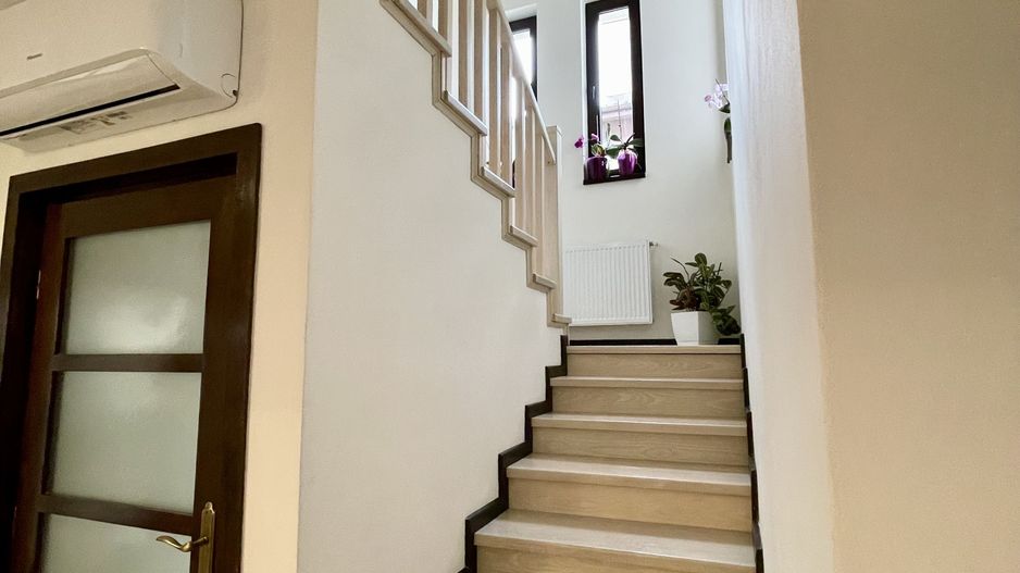 Casa de inchiriat pe str.Voronet - Poză 13