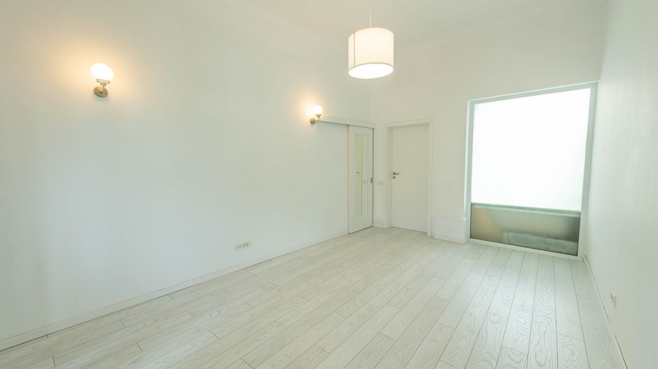 Apartament de inchiriat, 137 mp, central, curte proprie - Poză 17