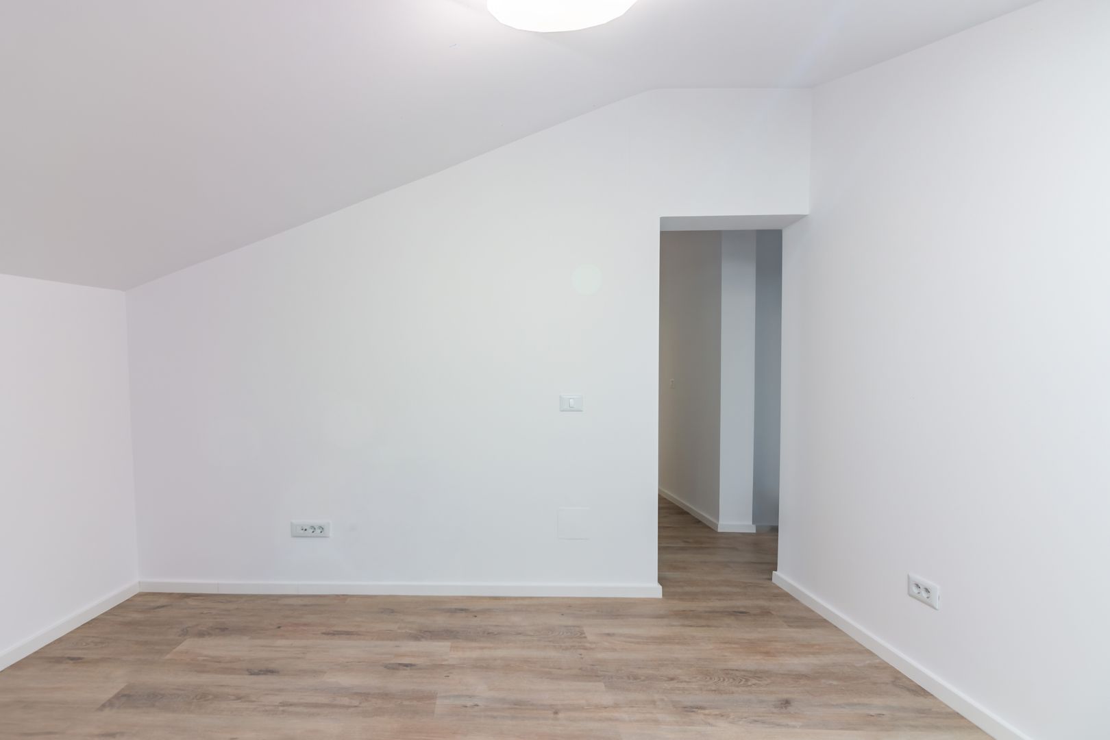 Apartament 3 camere vanzare Chiajna - Poză 8