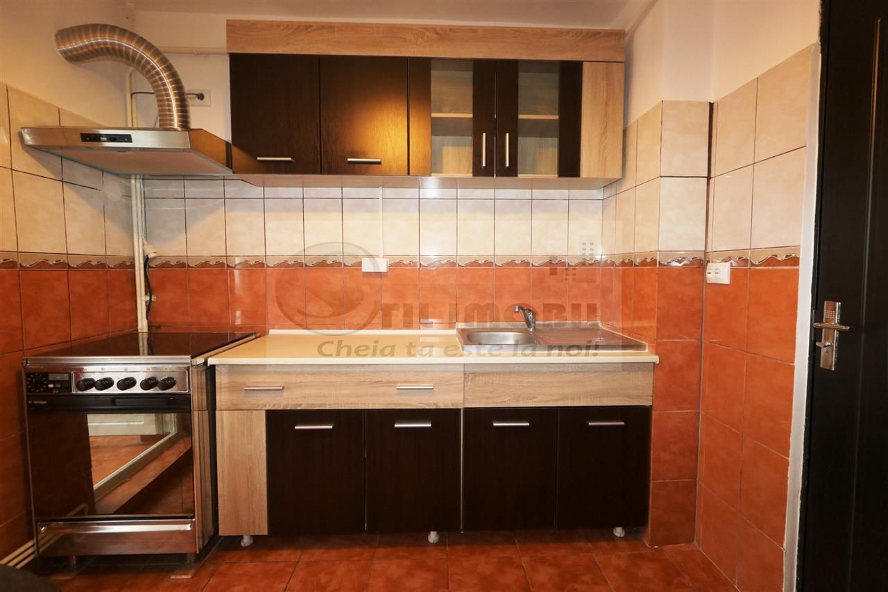 Apartament 2 camere Nicolina prima statie din Podu Ros - Poză 10