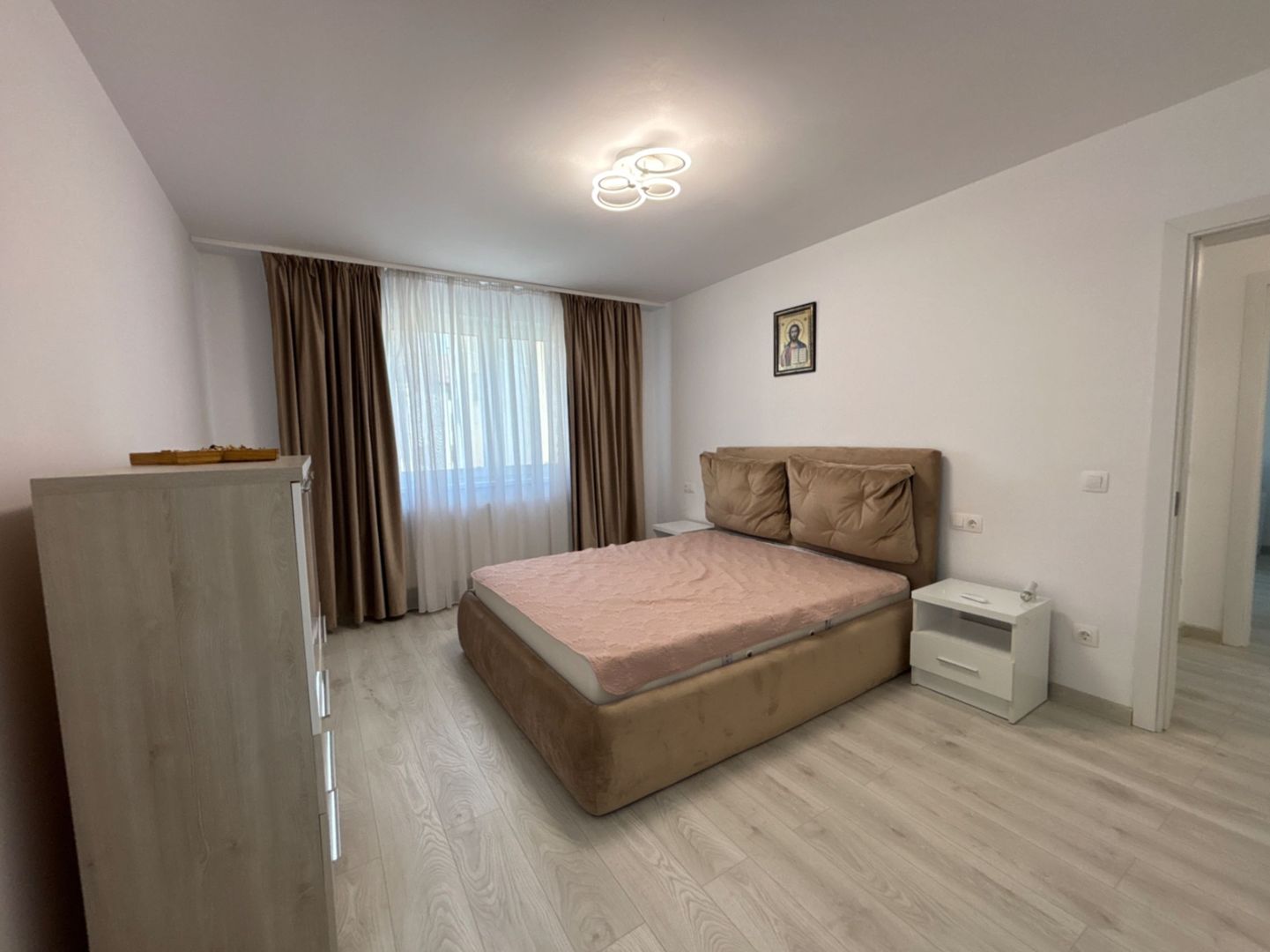 Apartament 3 camere cu BOXA, ETAJ 1 in Selimbar - Poză 14