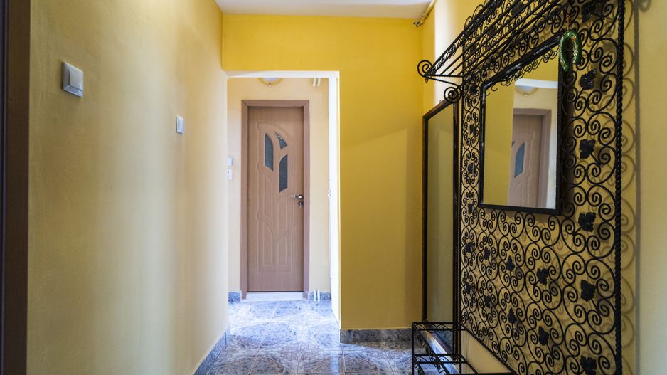 Apartament 2 camere, mutare imediata, zona Ghencea, capatul tramvaiului 41! - Poză 12