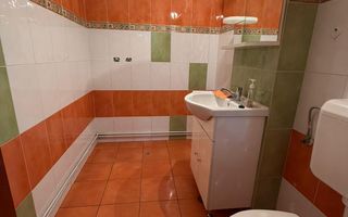 Apartament 3 camere, decomandat, zona Moldovei! - Poză 12