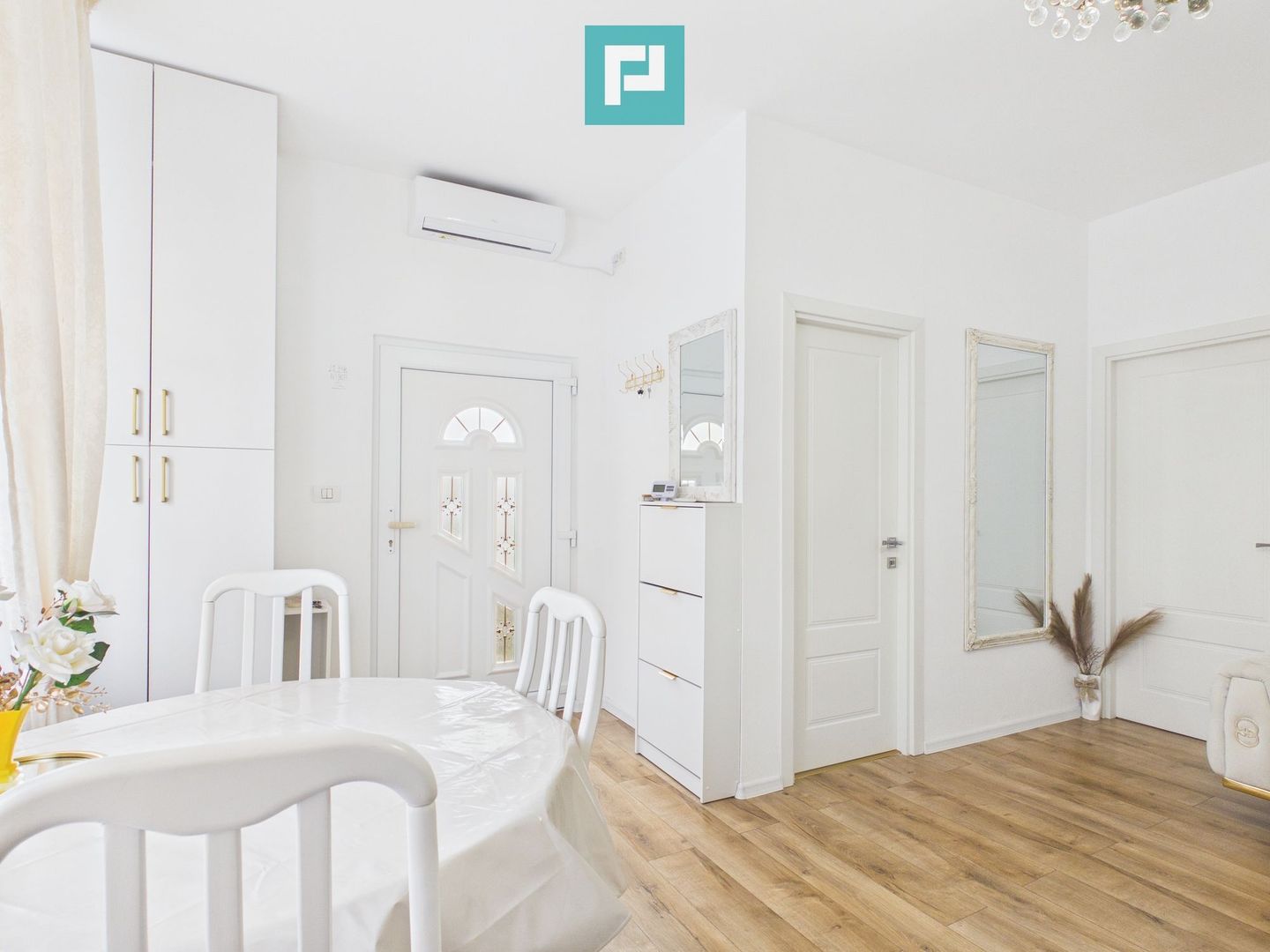 Apartament 2 camere parter în Arad, zona Boul Roşu - Poză 6