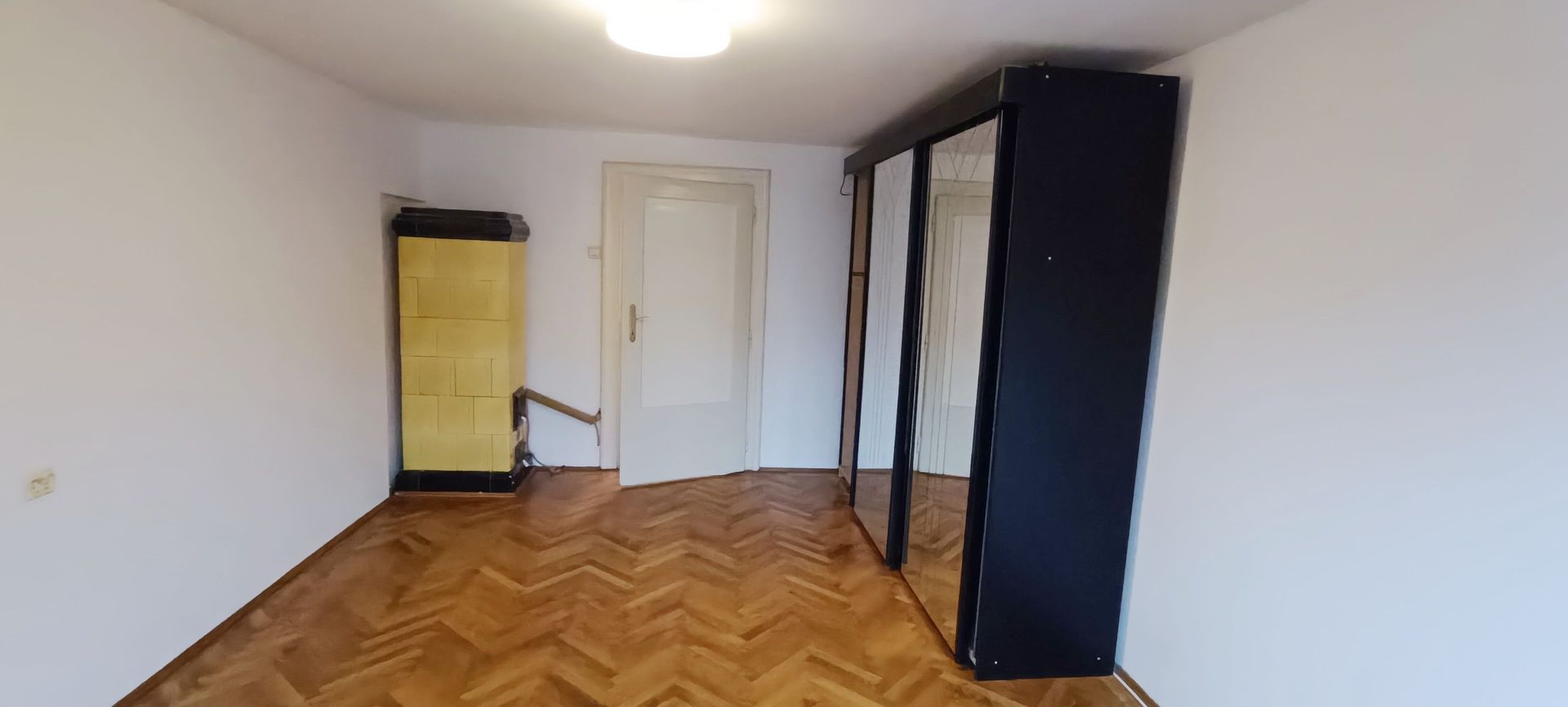 Proprietate cu priveliste si armonie placuta-Brasov - Poză 3