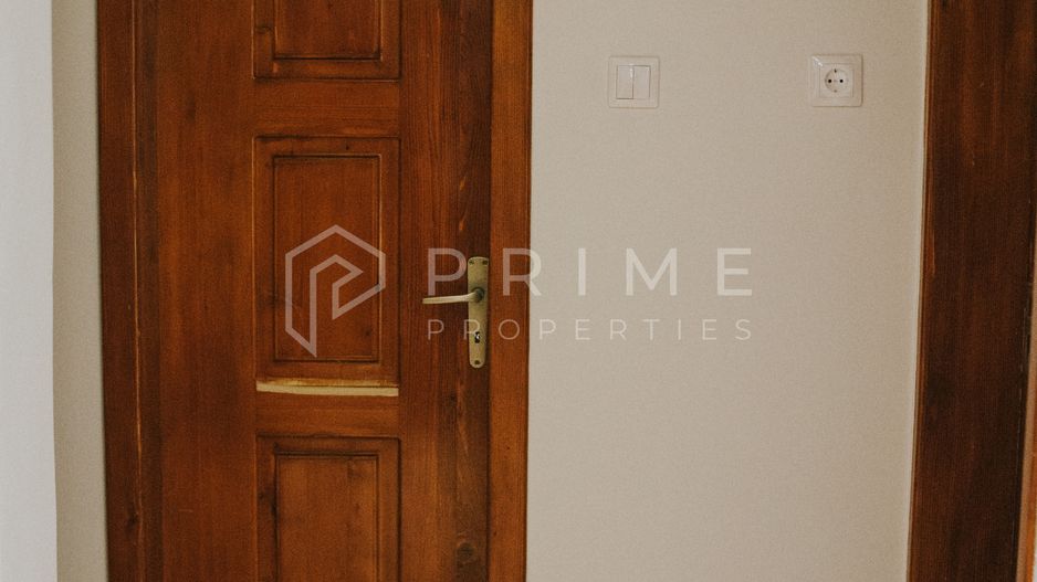 Apartament renovat recent, 3 camere – Cartier Tudor, lângă Școala 18 - Poză 9