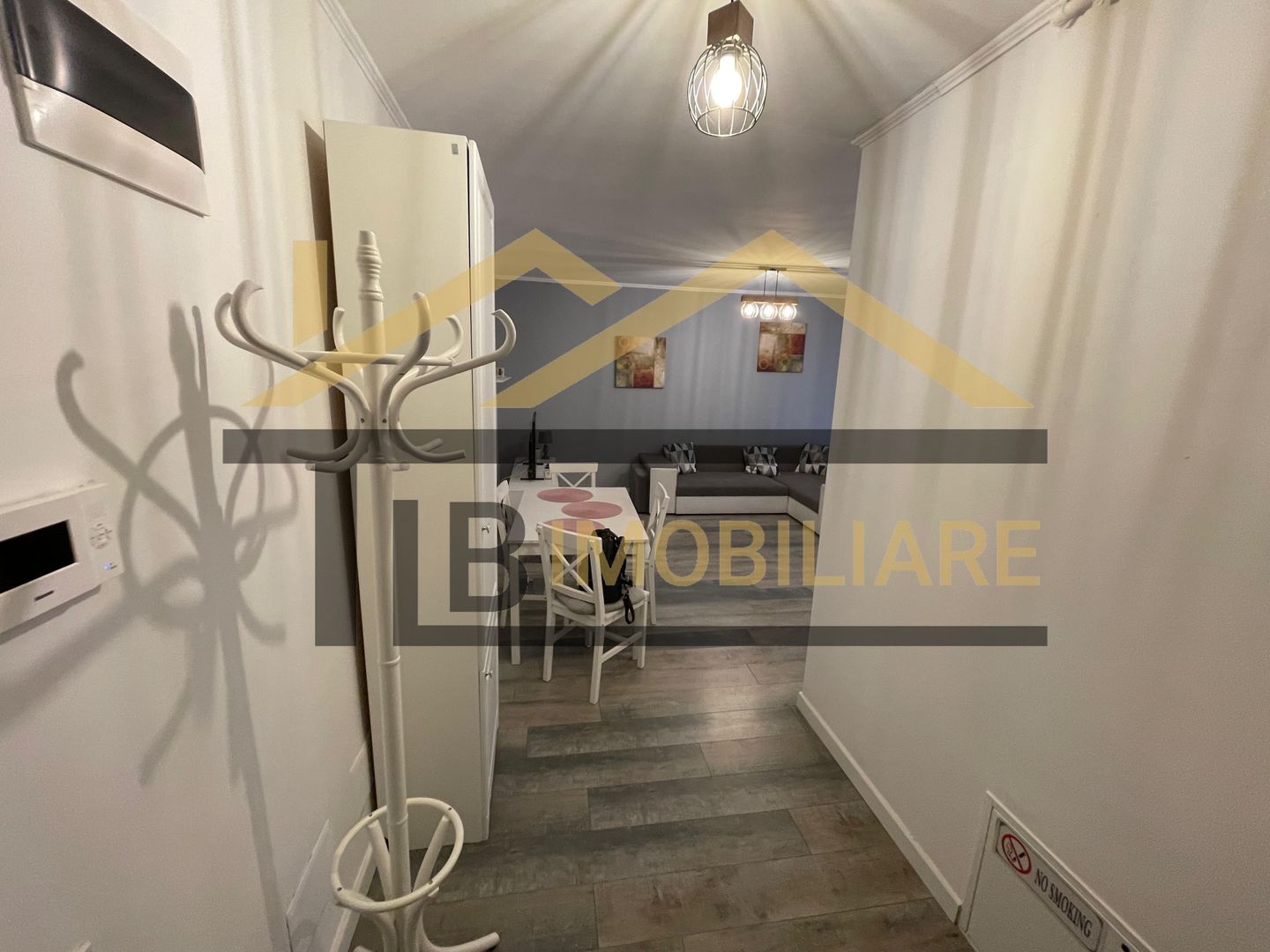 Apartament de 2 camere, 45mp,  garaj, Zona Central - Poză 9