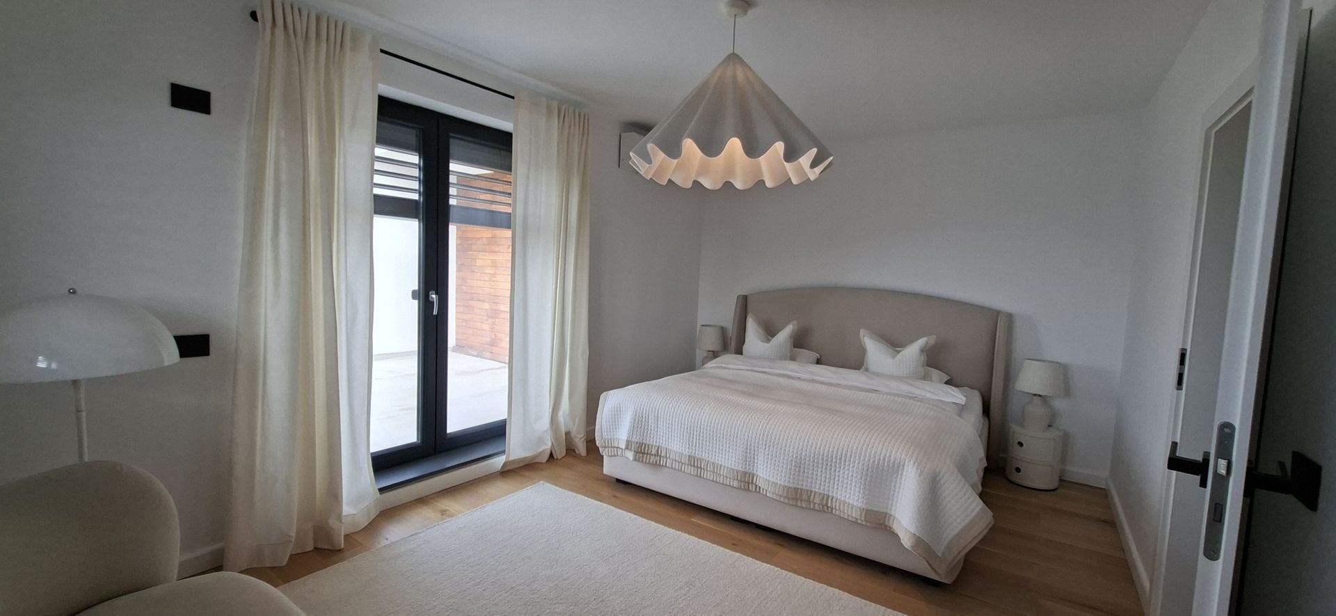 Casa mobilata si utilata cu teren de 432mp - Poză 26