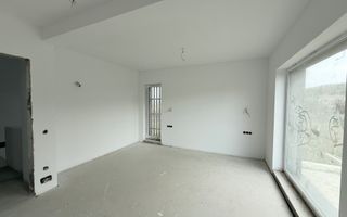 Casă individuală cu 699 teren la preț bun Chinteni - Poză 4