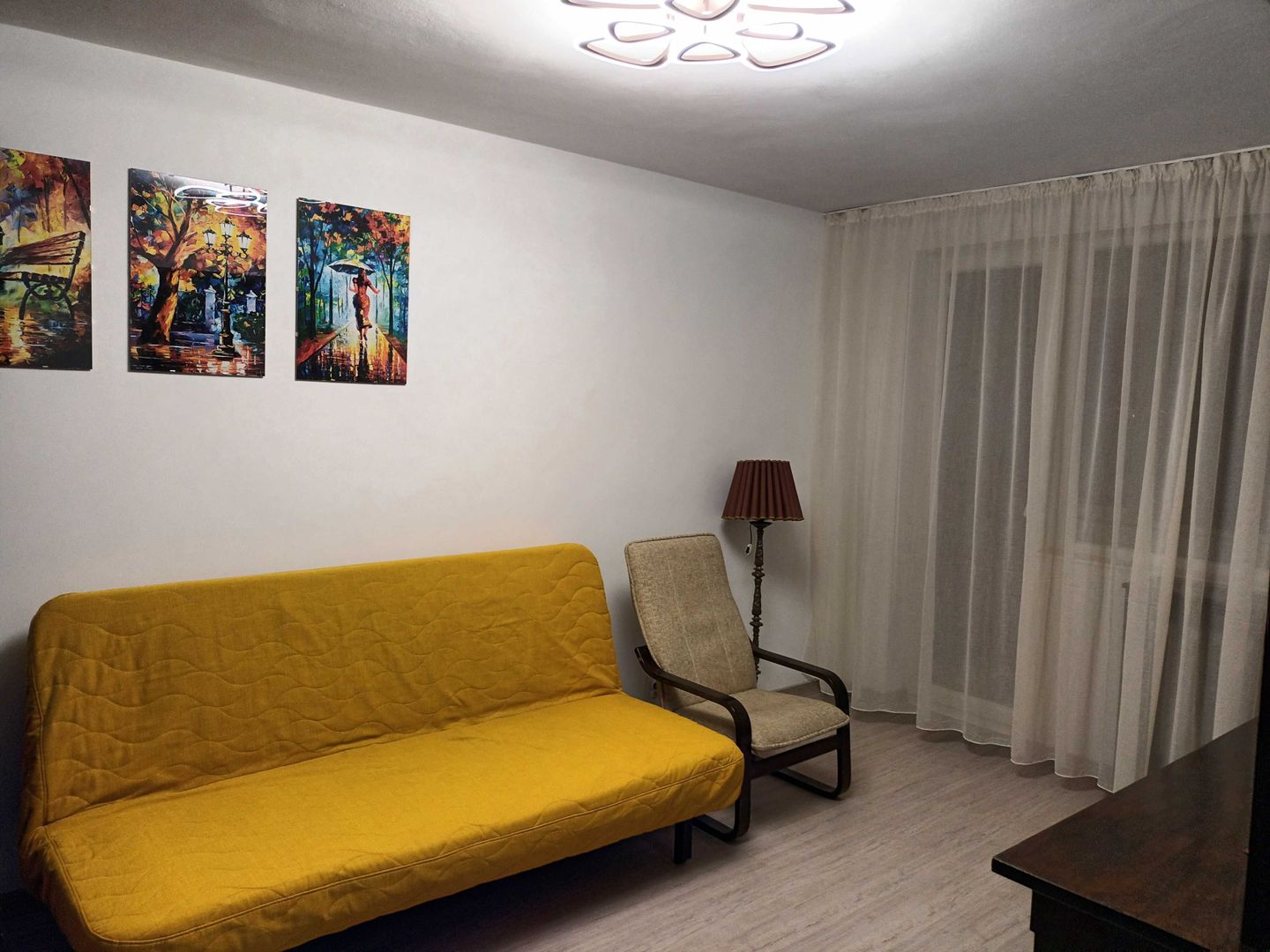 inchiriez doua camere Auchan Vitan - Poză 2