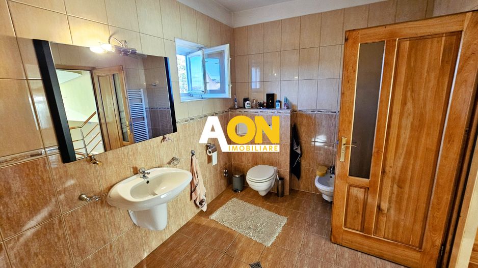 Casa 8 camere, S+P+1, teren 1377 mp, zona Schit - Poză 20