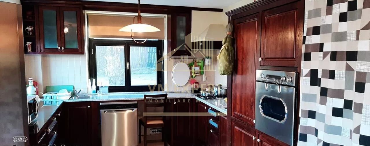 VILA 8 CAMERE, TEREN 1294 MP + 2712 MP PADURE, CAMPULUNG - Poză 7