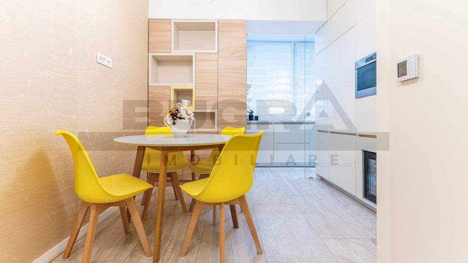 Apartament premium cu 4 camere, 128 mp, parcare, zona Platinia - Poză 2
