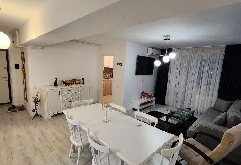 apartament 3 camere Splaiul Unirii - Poză 12