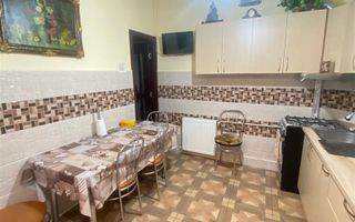 Casuta individuala p+m CENTRALA PROPRIE terasa curte comuna - Poză 2