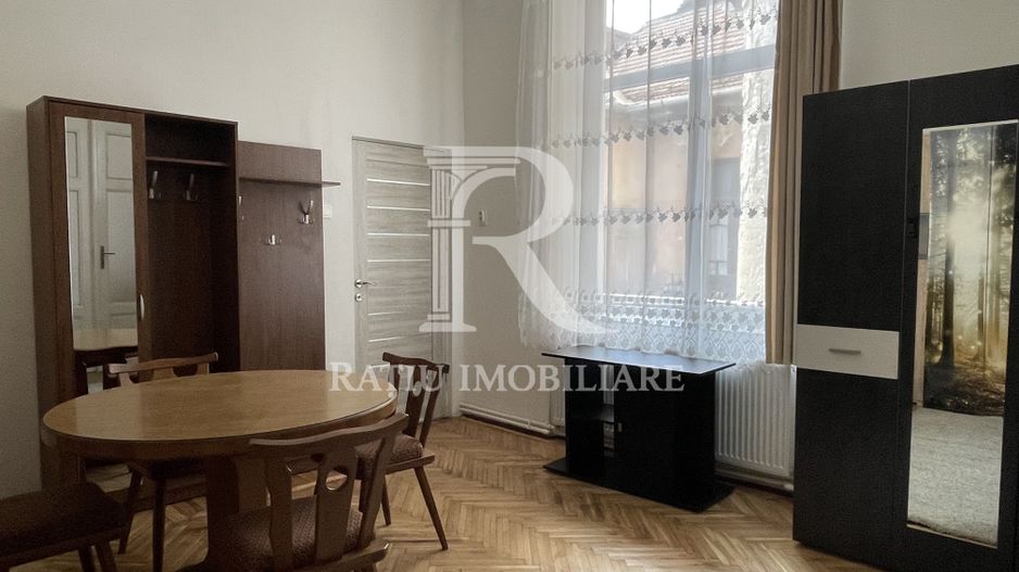 Apartament la casa cu 2 camere | Centrala pe gaz | Oradea - Poză 1