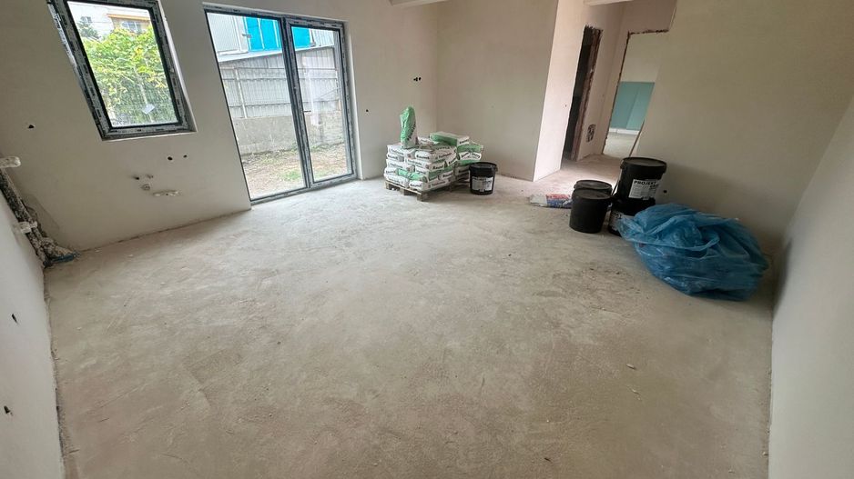 AP. 2 CAMERE -  CURTE 60 MP, INCALZIRE IN PARDOSEALA, COMISION 0% - Poză 3