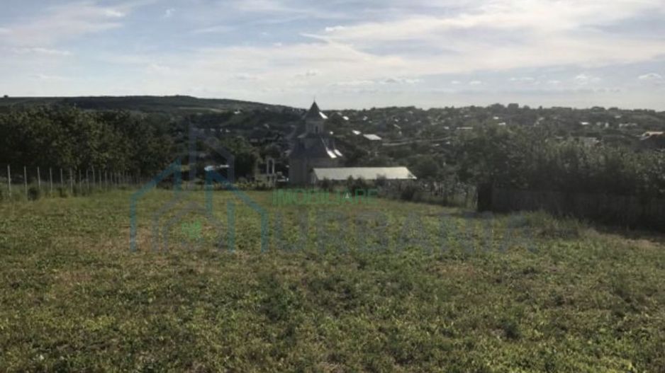 #- De vanzare teren intravilan 1000 de mp- Breazu- 5 min Copou - Poză 1