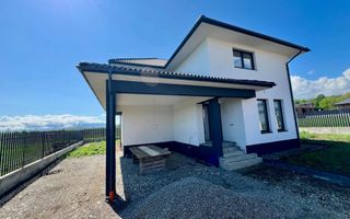 Casa individuala generoasa 5 camere, carport si pivnita curte 500 mp - Poză 1