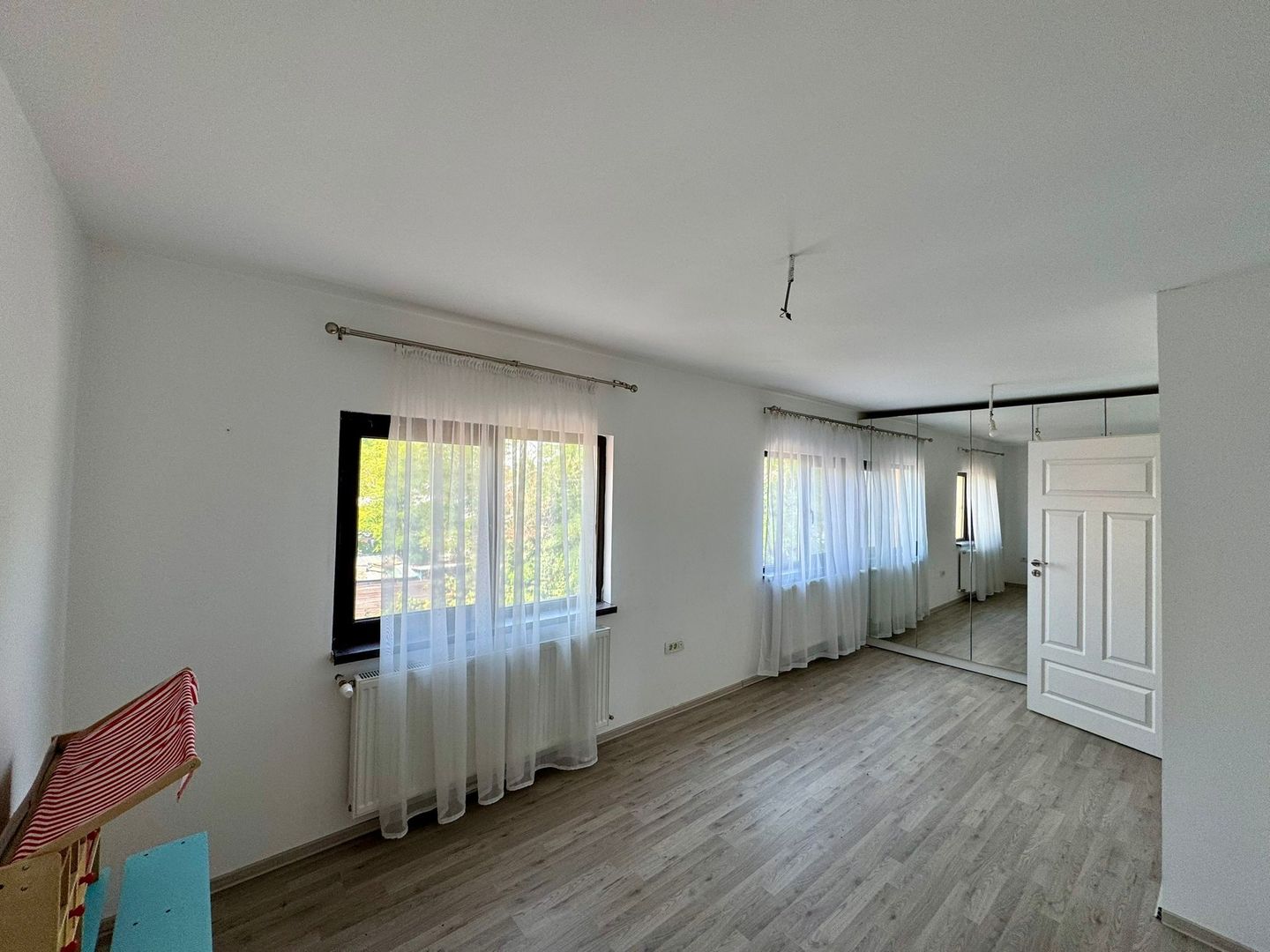 Vila 3 camere I Centru Tunari I Premium - Poză 13