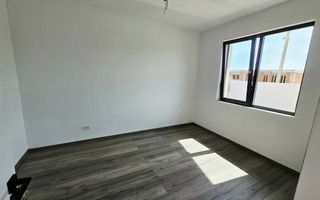 Casa 3 camere in centrul comunei Berceni - Poză 9