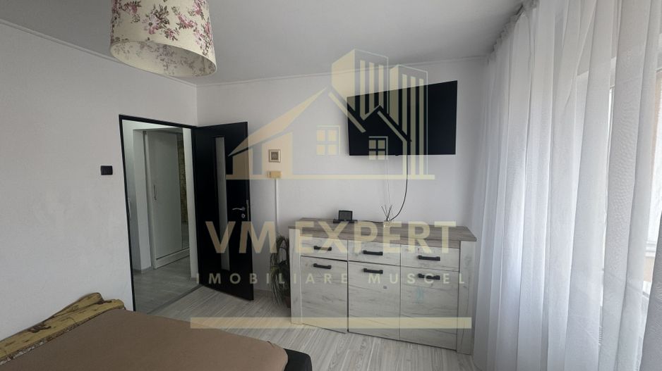 APARTAMENT 2 CAMERE ETAJ 4 CAMPULUNG GRUI - Poză 6