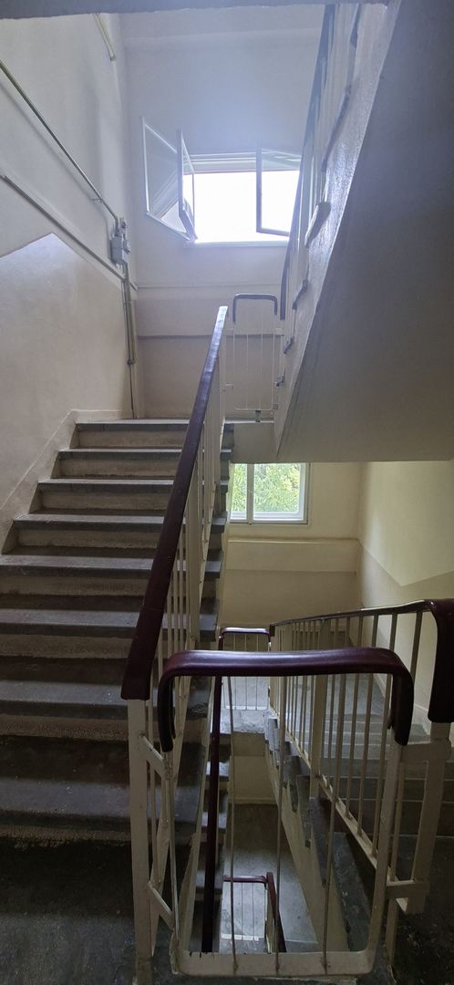Apartament cu 4 camere si scara interioara - zona Judeatan - Poză 30