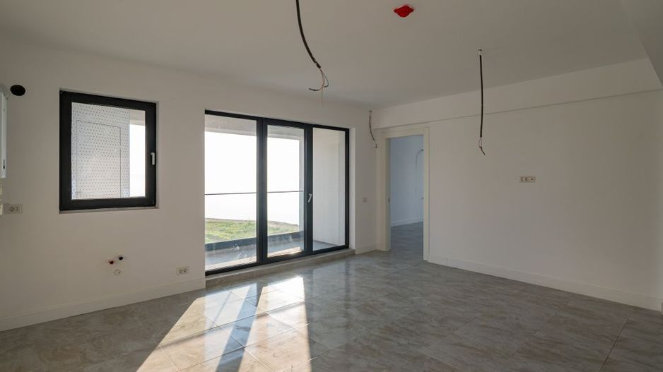 2 camere Mamaia | Private Lake- bloc 2025| Vedere frontală la lac, la 5 m de apa - Poză 10