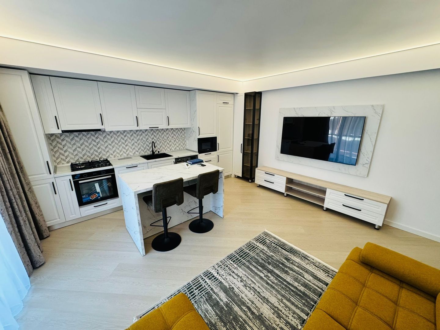 3 Camere cu Parcare Cortina North Bd Pipera Voluntari Ilfov Rond - Poză 1