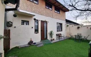 Casă funcțională, curte proprie, finisaje moderne - Poză 16
